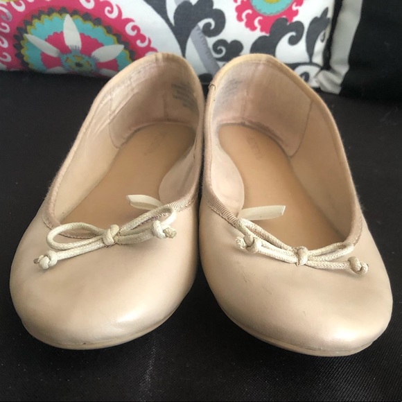 MERONA Taupe Ballet Flats with Bow 8.5 - Picture 3 of 5
